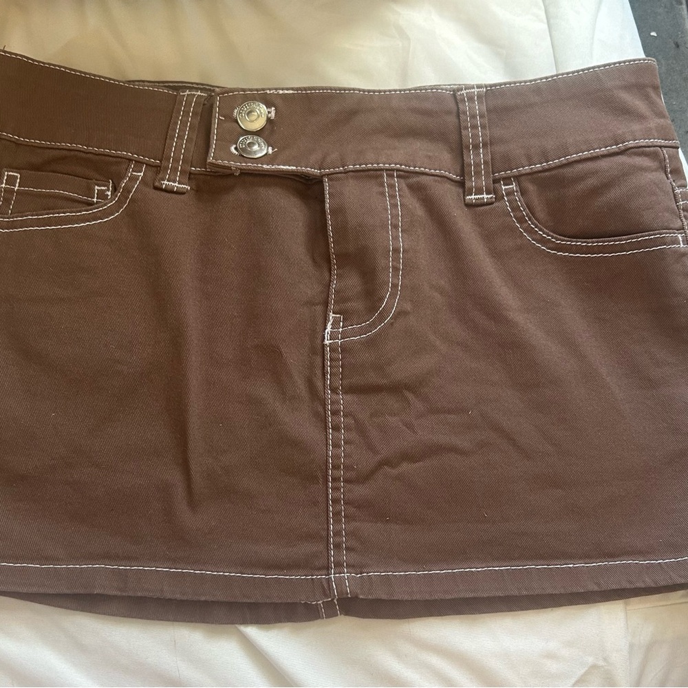 Brown Mini Skirt with Contrast Stitching
